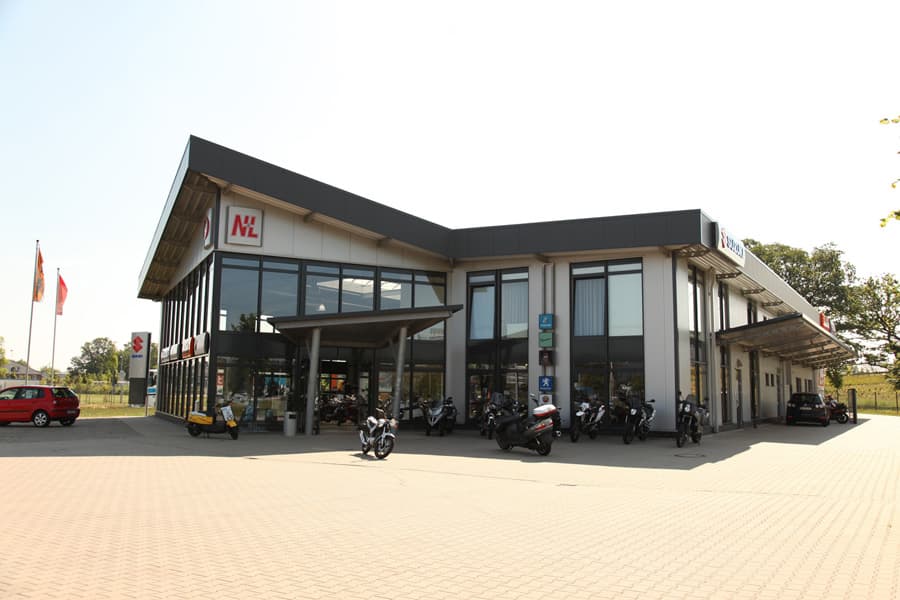 Hallenbau